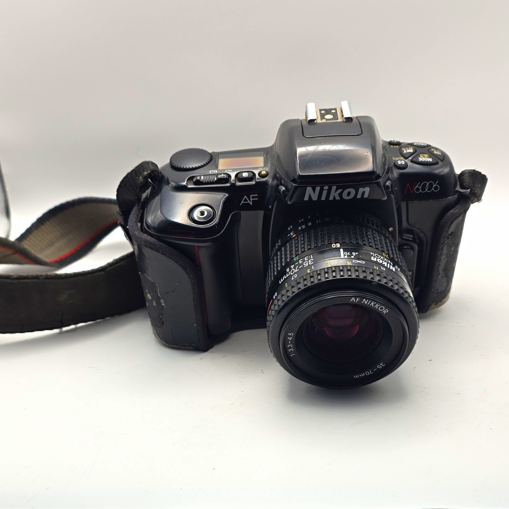 Nikon N6006 35mm SLR Film Camera Auto Exposure AF Nikkor 35-70mm Lens